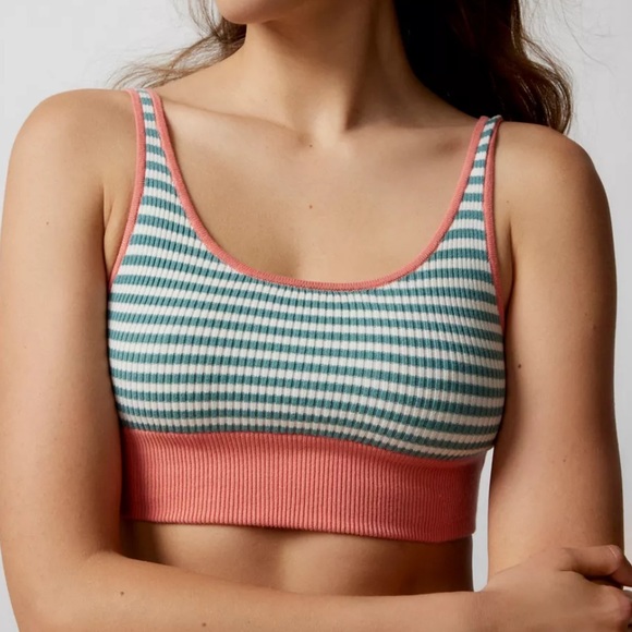 The Upside Sayulita Billy Knit Cropped Top - Picture 2 of 4